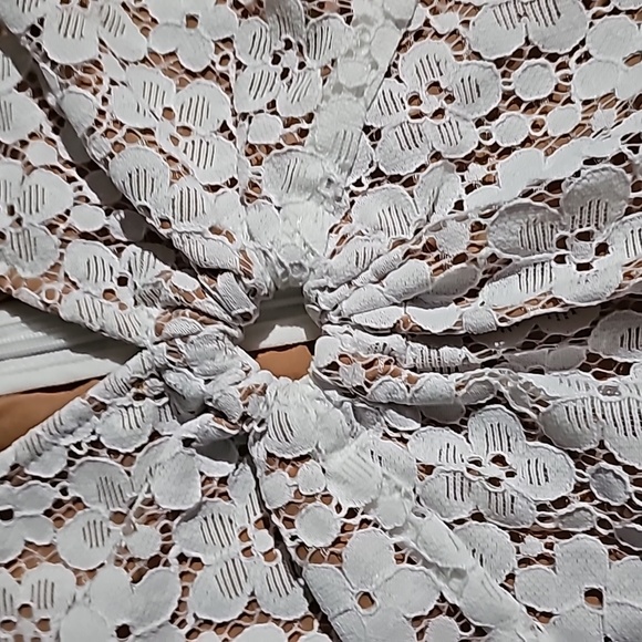 ☆MICHAEL Michael Kors☆ NWT Floral lace dress with overlay - Picture 4 of 8